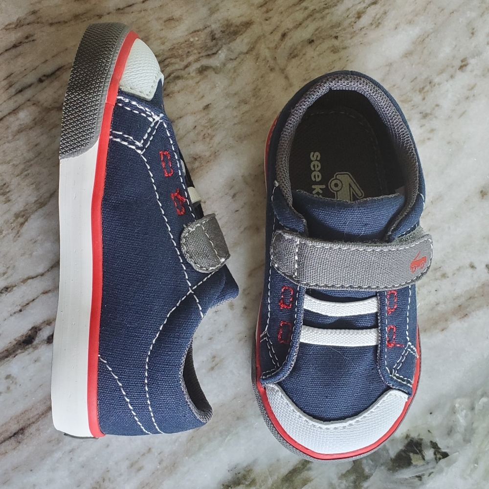 NIB See Kai Run Sneakers